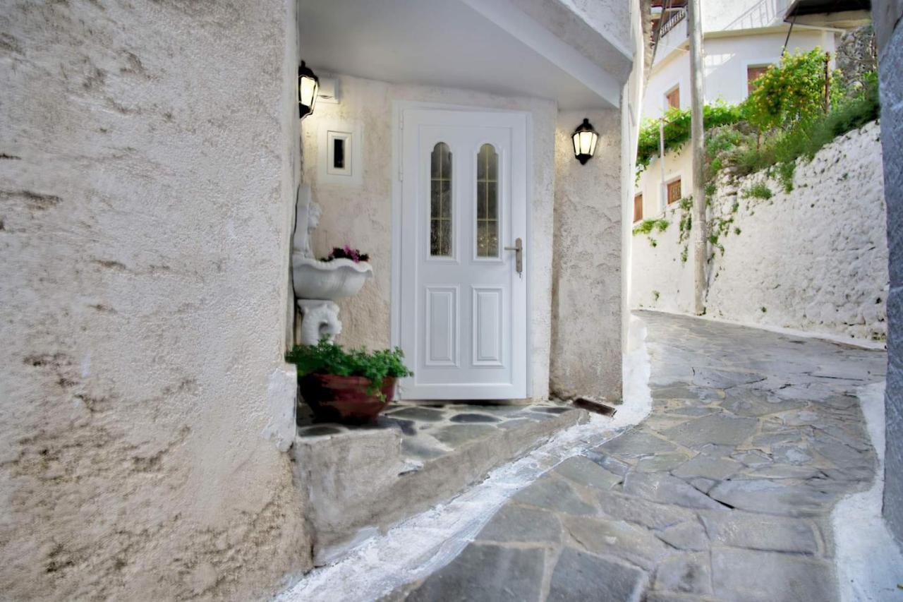 Apartament Παραδοσιακό Σπίτι Στο Χωριο Agioi Deka  Zewnętrze zdjęcie
